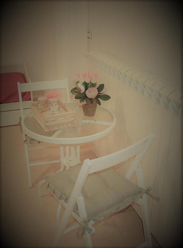 Up Bed & Breakfast Carosino ภายนอก รูปภาพ