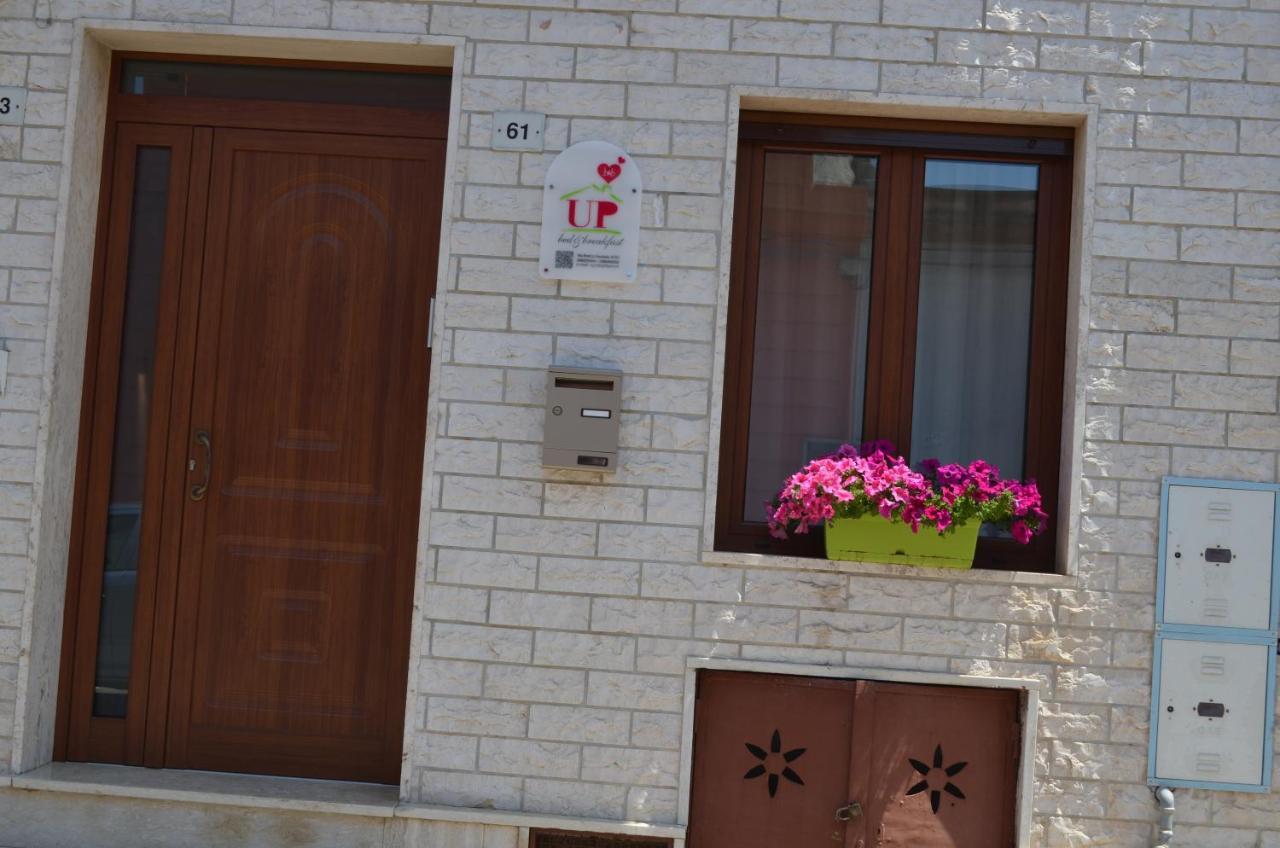 Up Bed & Breakfast Carosino ภายนอก รูปภาพ