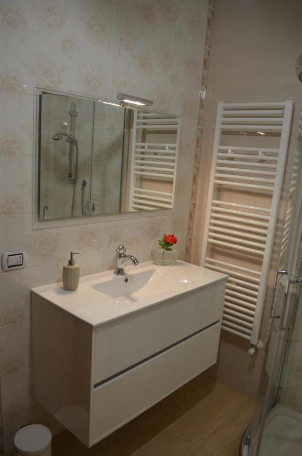 Up Bed & Breakfast Carosino ภายนอก รูปภาพ